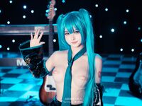 萌新推特00後露臉網紅美少女▌白莉愛吃巧克力▌Cos初音未來 香艷酥乳粉嫩白虎演唱會 精美私拍