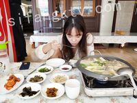 我和愛養泰迪的女友那些風流事 分手後的性生活泄露 內射流精 完美露臉 高清