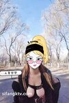 重磅推薦！淫盪肥臀人妻母狗【見過騷的 沒見過這么騷的】喜歡戶外露出，喜歡被很多男人操