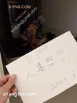 重磅推薦！淫盪肥臀人妻母狗【見過騷的 沒見過這么騷的】喜歡戶外露出，喜歡被很多男人操