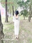 重磅推薦！淫盪肥臀人妻母狗【見過騷的 沒見過這么騷的】喜歡戶外露出，喜歡被很多男人操