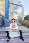重磅推薦！淫盪肥臀人妻母狗【見過騷的 沒見過這么騷的】喜歡戶外露出，喜歡被很多男人操