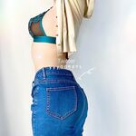 推特巨乳網紅『芙烈亞』大尺度露出私拍 各種場所露出 商場街道 全裸爬樓道