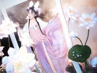 極品Cos爆機少女【喵小吉】九月新作《荷花池》古裝嬌俏美女 超干凈美鮑 高清