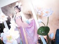 極品Cos爆機少女【喵小吉】九月新作《荷花池》古裝嬌俏美女 超干凈美鮑 高清