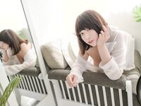 【H級豪巨乳】寄宿家中的前同事－茹茹，一早醒來就衣衫不整！豪乳在眼