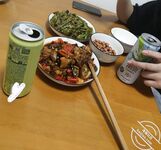 最新購買分享海角社區兄妹亂倫  高三妹妹 破處我妹的不是我 附聊天記錄生活照