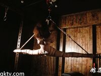 新束縛藝術色影唯美私拍 把極品女神捆綁成粽子 請君品嘗 極品身材 各種捆綁 高清