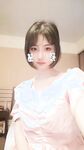 偷翻女同学手机相册里的所有自拍