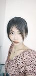 偷翻女同学手机相册里的所有自拍