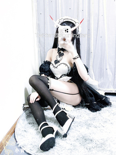 推特新星網紅『小青茗』極品新作-黑絲女僕裝COS全尺度誘惑 長腿翹臀豪乳小嫩逼 高潮沖爆黑絲女僕