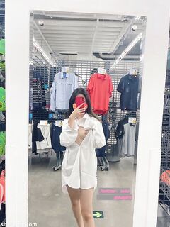 【重磅推薦】，北京22歲大學生，【白白MM】，電梯，頤和園，小區旁，都是展露美好胴體的場所，萬人訂閱精彩-白白M