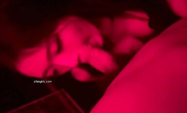 近日超多人搜尋的抖音上被稱為性感天花板的大網紅【趙一菲】私密流出完整全套 (3)