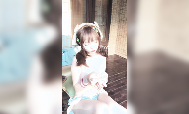 高端ACG業界女神爆機少女▌喵小吉▌清純鄰家《小吉的小鎮生活》掰穴逗乳少女感無敵嫩 (2)