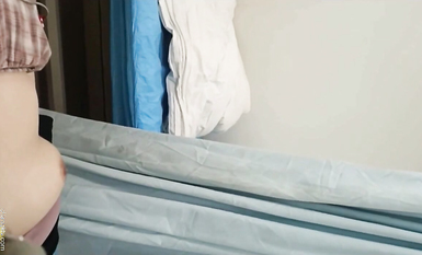 國內某體檢中心心電圖檢查偷拍 各種美乳大學生少婦美乳映入眼簾，處女的奶子圓潤堅挺好好看 (11)