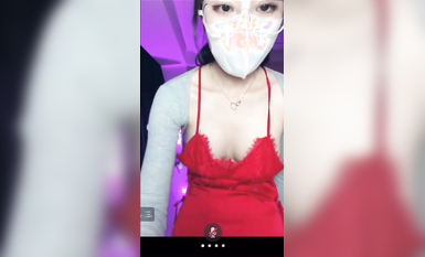 抖音重磅：56W粉絲女神【草莓小甜心】【丁姐】高價走私直播秀 (12)