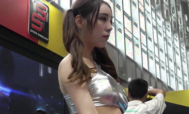 【展会走光】CAS车展模特走光车模 刁鉆摄影师 (13)