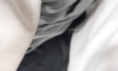 【極品稀缺 頂臀系列】地鐵頂配合的性感御姐