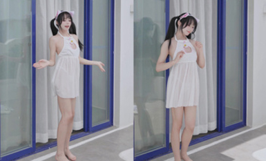 黏黏團子兔 NO.065 咬一口兔娘ovo 盒島600目標獎勵『bunny style』