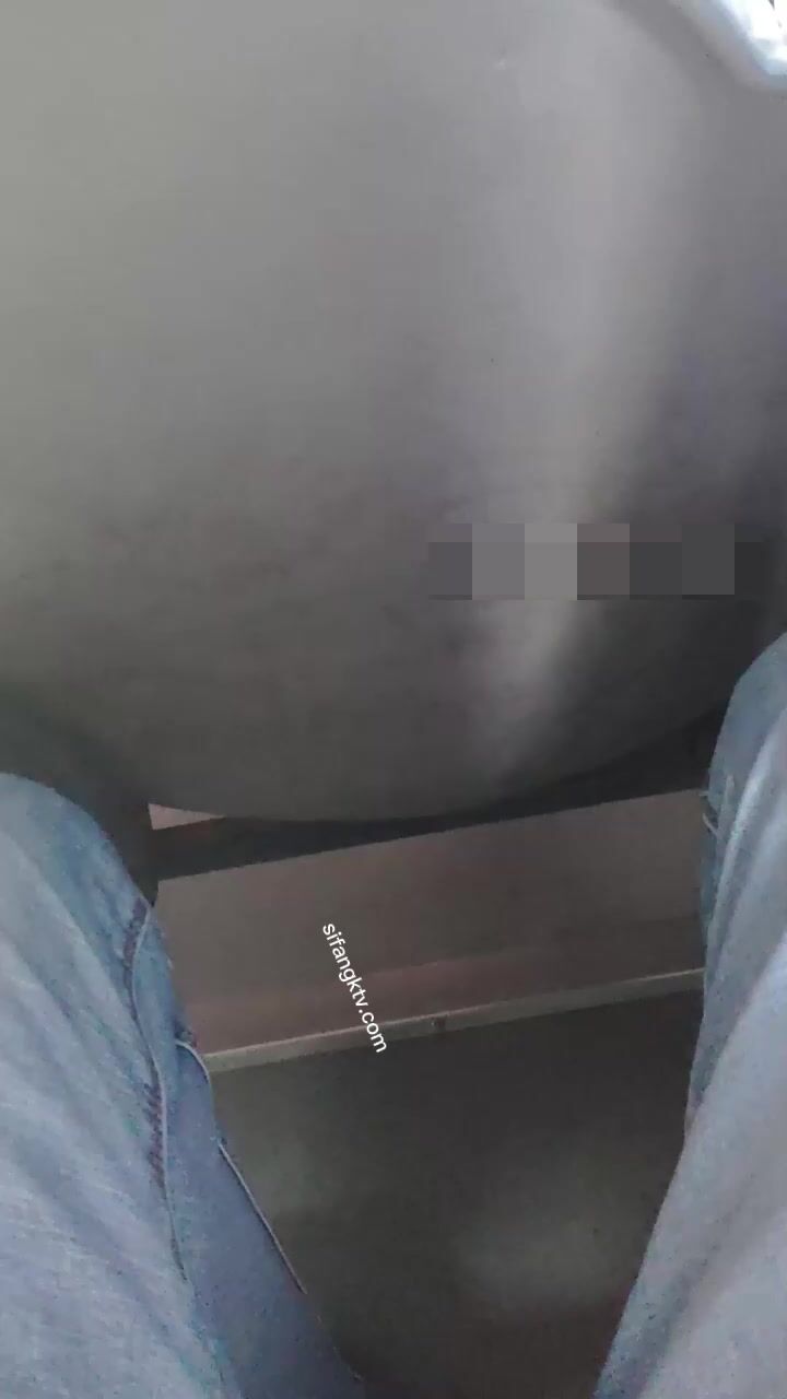 【色膽包天 頂臀系列】爆頭：爽爆扎辮女高中生