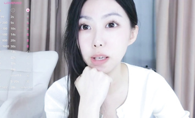 stripchat高顏值主播【Cecilia0903】氣質女神直播日常 (50)