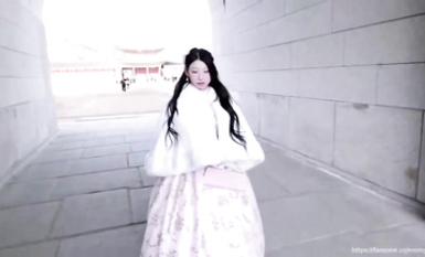 【艾瑪Emma】雪白巨乳遊客艾瑪韓國性愛旅遊2